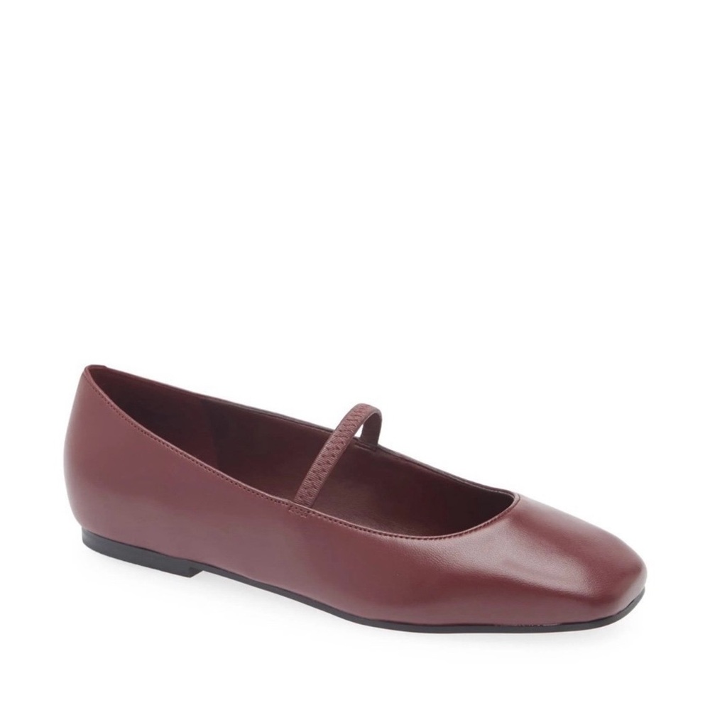 NWT Women’s Marc Jacobs Burgundy Strap Flats
